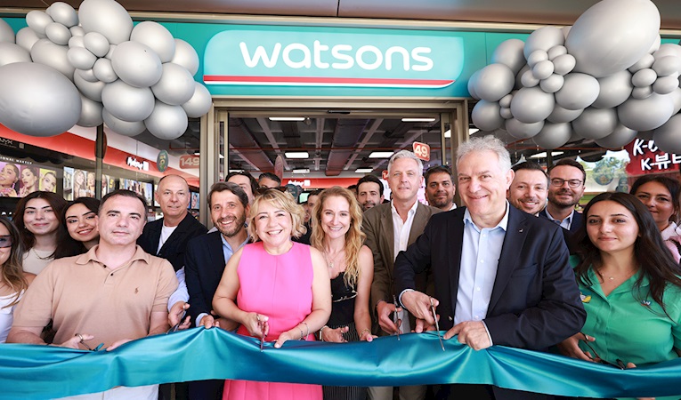 Watsons'tan mağaza atağı