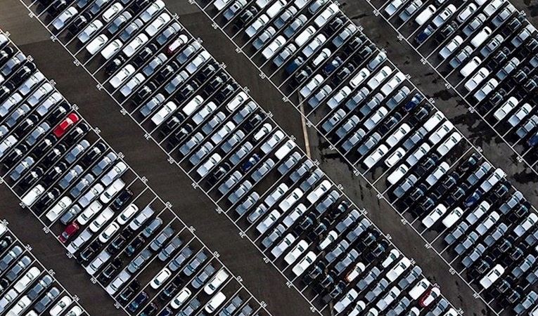 AB'de yeni otomobil satışları Ekim'de yüzde 5,8 arttı