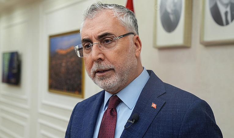 "SGK 2028 yılında cari fazla verecek"