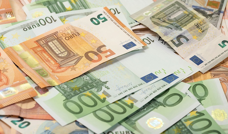 VakıfBank, Dünya Bankasından 1,5 milyar Euro kredi sağladı