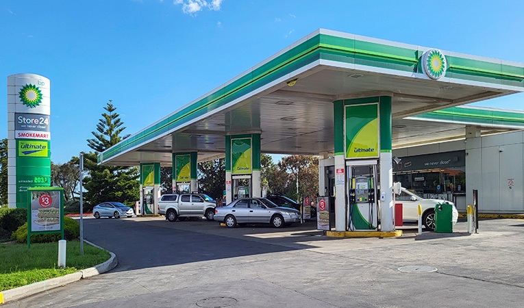 BP'nin üçüncü çeyrek karı beklentileri aştı