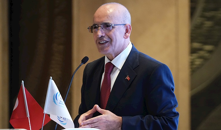 Bakan Şimşek ödemeler dengesi verilerini değerlendirdi