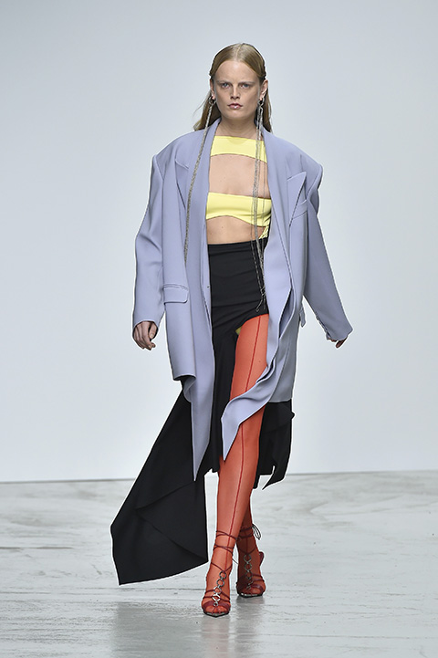 MUGLER İLKBAHAR / YAZ 2020 DEFİLESİ / 21