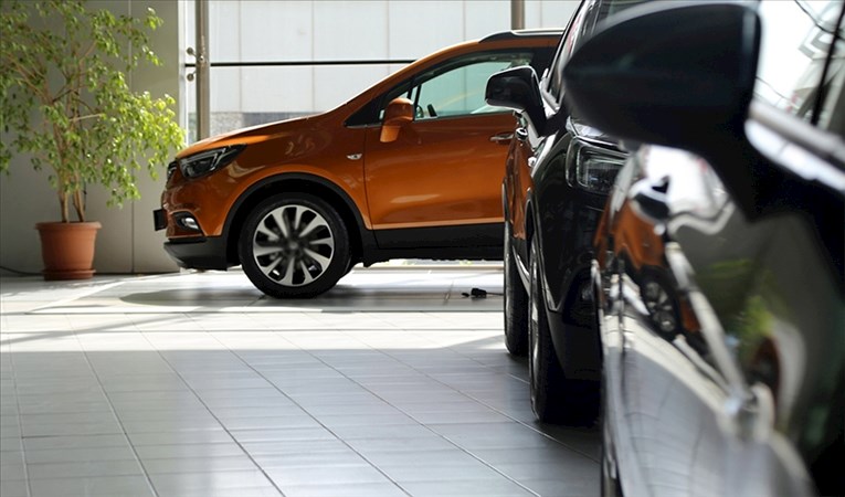 İkinci el otomobil satışında yeni dönem: Bakanlıktan açıklama geldi