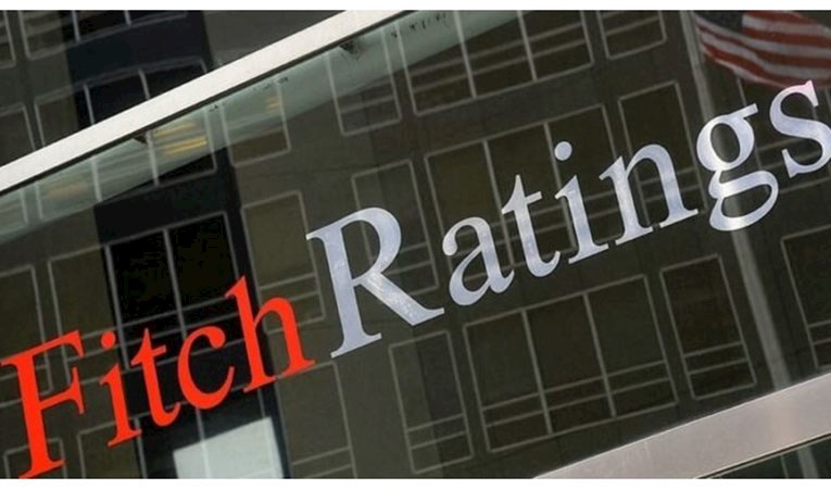Fitch, küresel ekonomiye ilişkin büyüme tahminlerini düşürdü