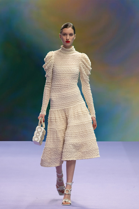NEW YORK MODA HAFTASI: RAISA VANESSA SONBAHAR-KIŞ 2022 DEFİLESİ / 49