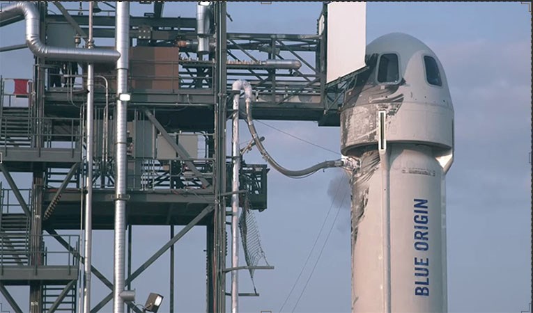 Uzay uçuşları için 100 milyon dolarlık bilet satıldı