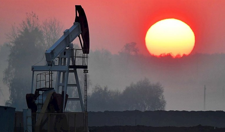 Rusya'nın petrol ihracatı gelirleri yüzde 40 azaldı