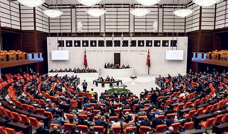 Yeni yasama döneminde gözler TBMM'de: Maaş artışı için teklif gelecek
