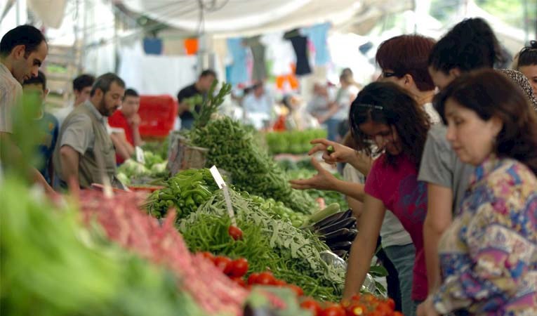 Tüketici güveni ocakta yükseldi