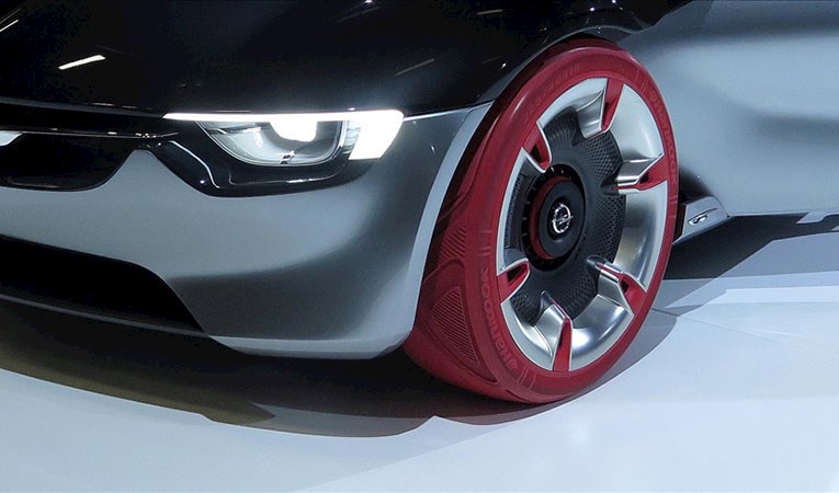 AB'de otomobil satışları ekimde sert düştü