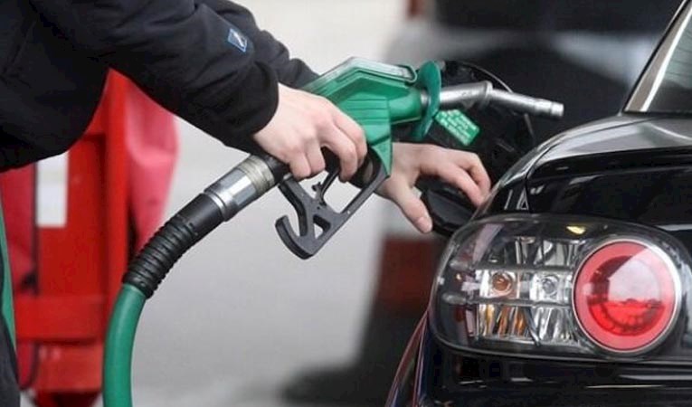 Araç sahipleri dikkat! Benzin ve motorin fiyatları zamlandı 
