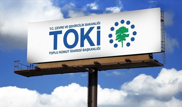 TOKİ, Şanlıurfa'da 54 konut ile 32 iş yerini satışa sundu