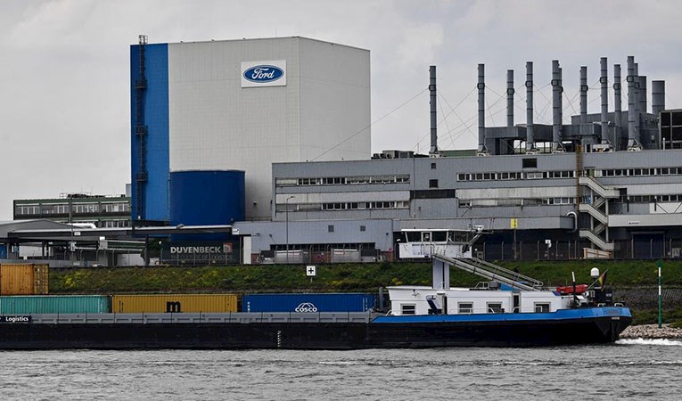 Almanya'da Ford'a patent anlaşmazlığında satış yasağı