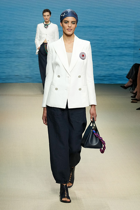MİLANO MODA HAFTASI: GIORGIO ARMANI İLKBAHAR/ YAZ 2022 DEFİLESİ / 3