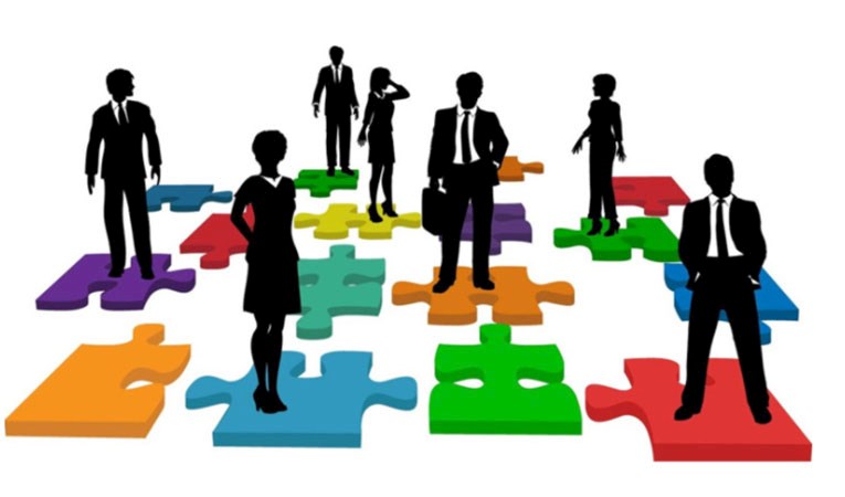 Unvan enflasyonu azaldıkça, performans artıyor