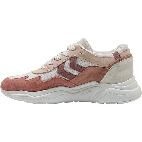 PARLAK VE İYİMSER: HUMMEL HIVE  / 63