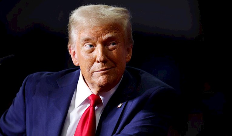 Trump'tan, DeepSeek için ilginç yorum geldi