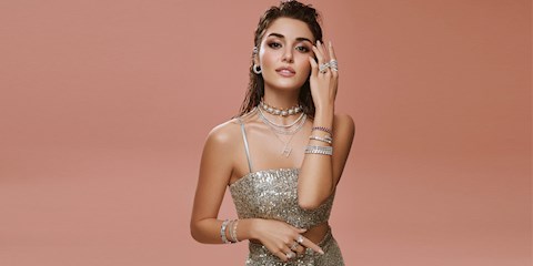 ATASAY'IN MARKA YÜZÜ HANDE ERÇEL OLDU!