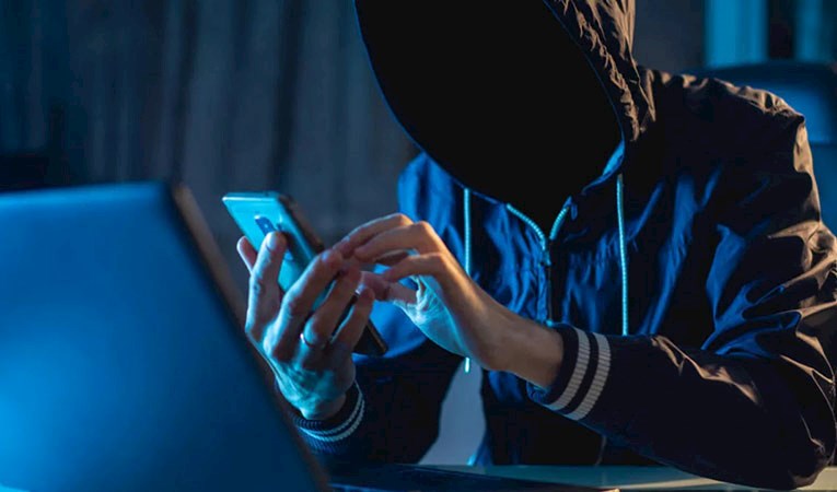 'Forex yatırımı' vaadi ve 'oltalama' yöntemiyle büyük vurgun