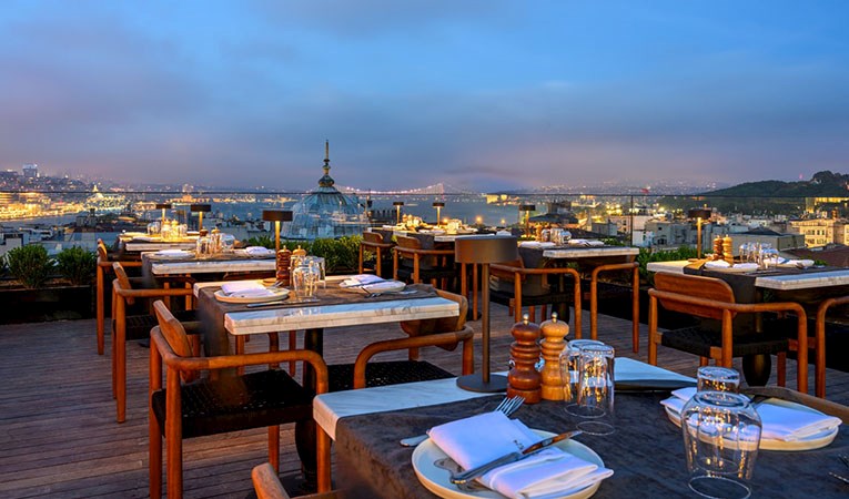 Yeni bir lezzet noktası: Roof Mezzepotamia