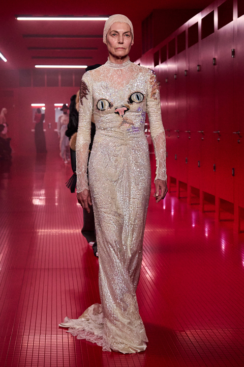Paris Moda Haftası: Valentino Sonbahar-Kış 2025-26 Defilesi  / 19