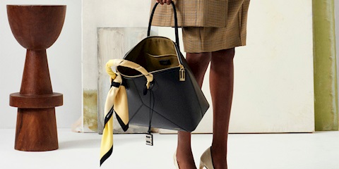 Modern It-Girl’ün Çantasında Olması Gereken 9 Obje