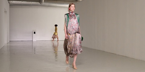 Milano Moda Haftası Bottega Veneta İlkbahar/Yaz 2027: Zanaatın Hafif Hali